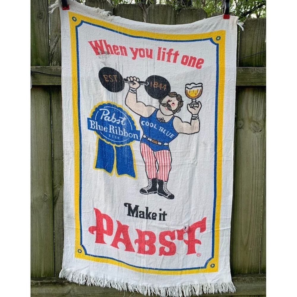 Vintage‎ Pabst Blue Ribbon Beach Towel When You Lift One Weightlifter Rare